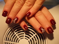 Zselés műköröm díszítés